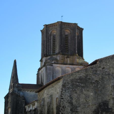 Auberge De Maitre Pannetier Vouvant Экстерьер фото