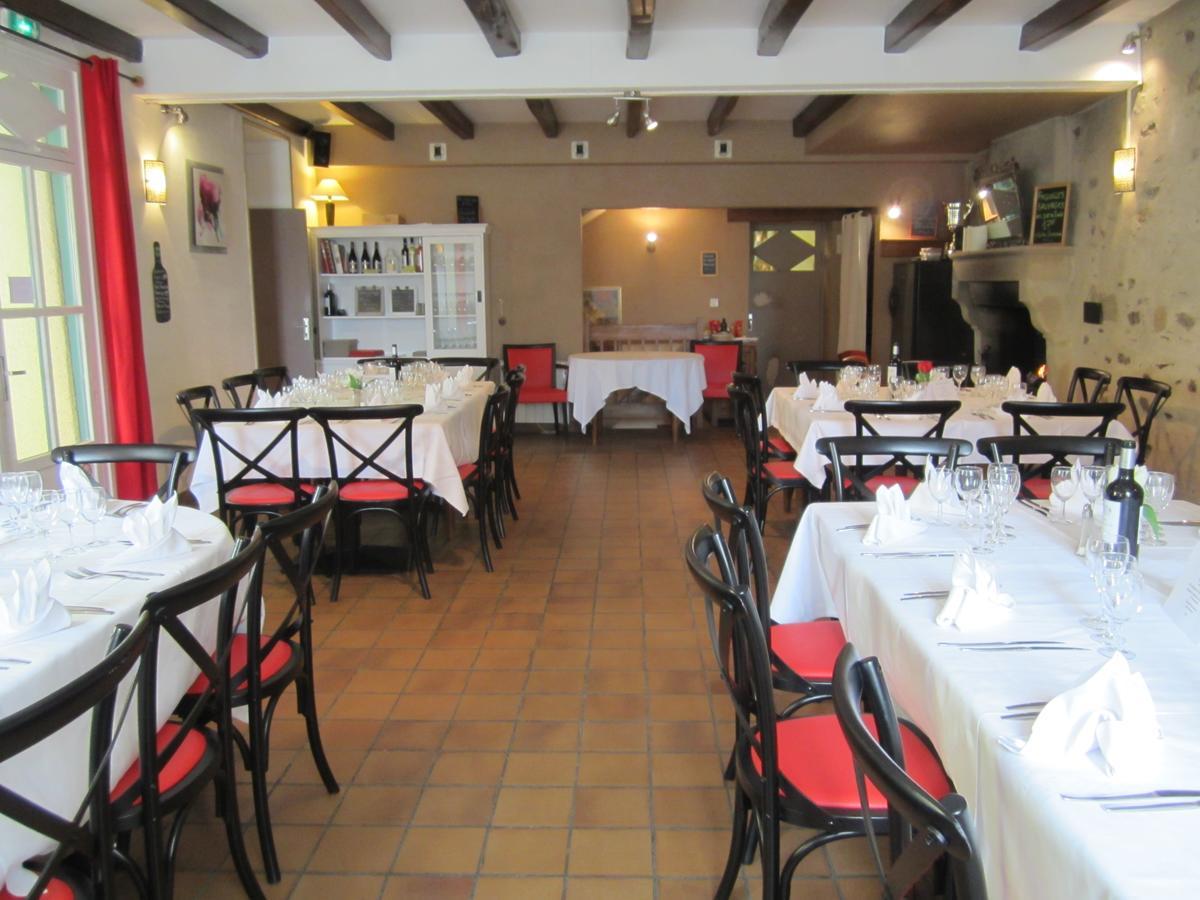 Auberge De Maitre Pannetier Vouvant Экстерьер фото